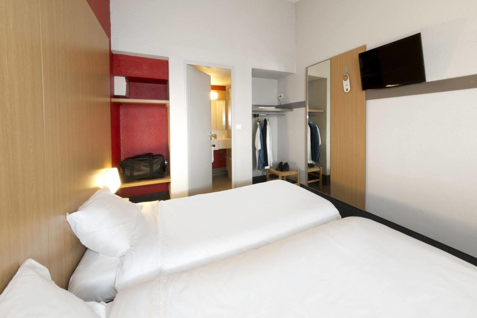 B&B Hotel Nantes Parc Expos La Chapelle Bagian luar foto